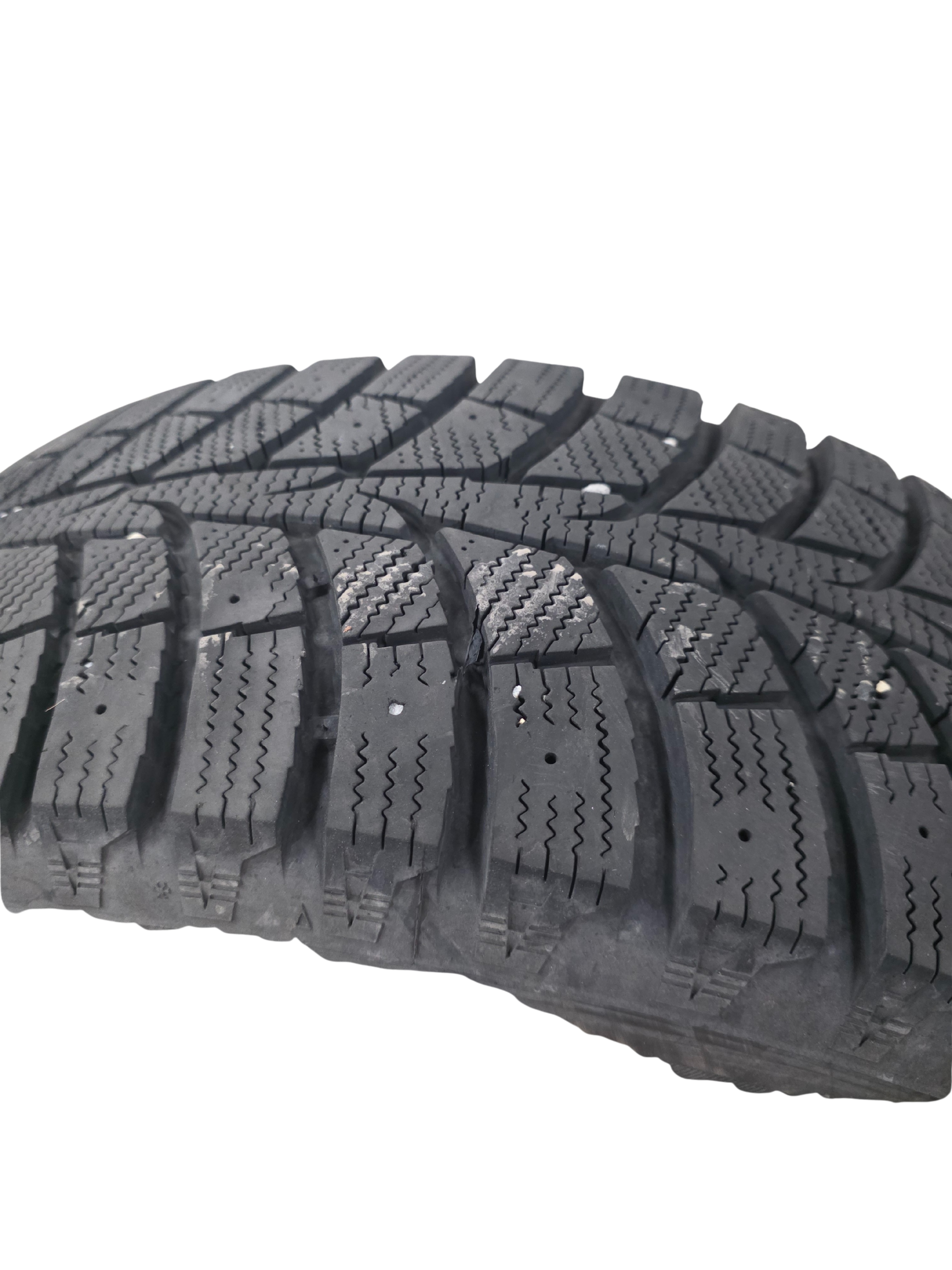 2356517 USED WINTER TIRE-2 of 3 matches 9.5/32nds