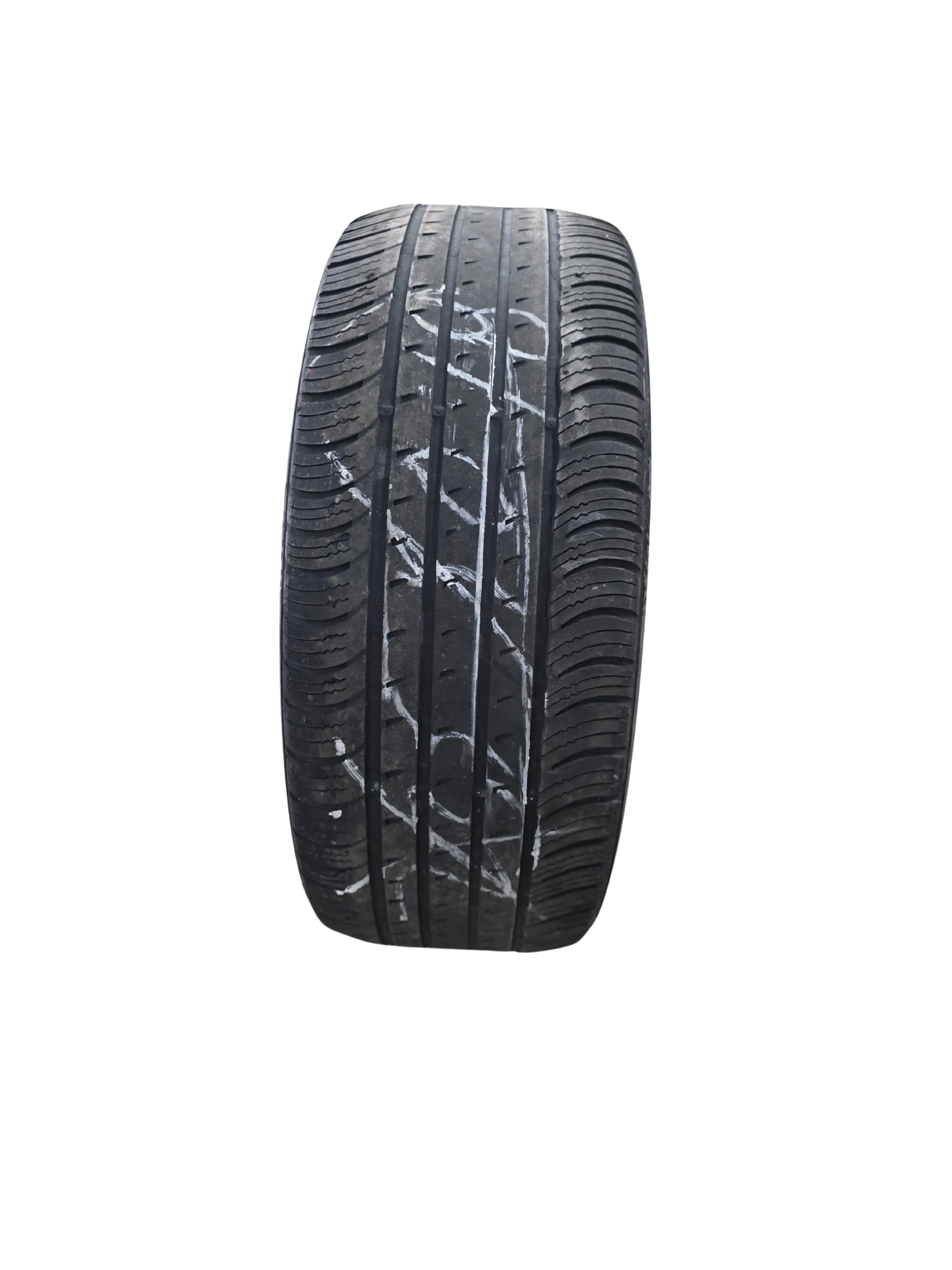 2355018 USED TIRE KUMHO SOLUS TA71 2.5/32nds roller