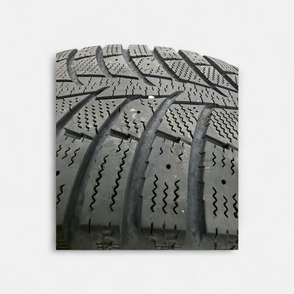 2356517 USED WINTER TIRE-1of3 MATCHES