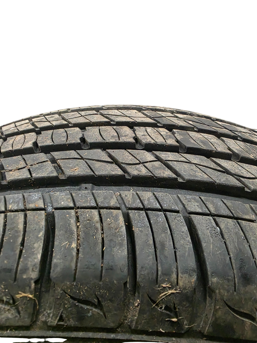 2356517 USED TIRE SINGLE 8.5/32nds Kumho Crugen premium 440tw