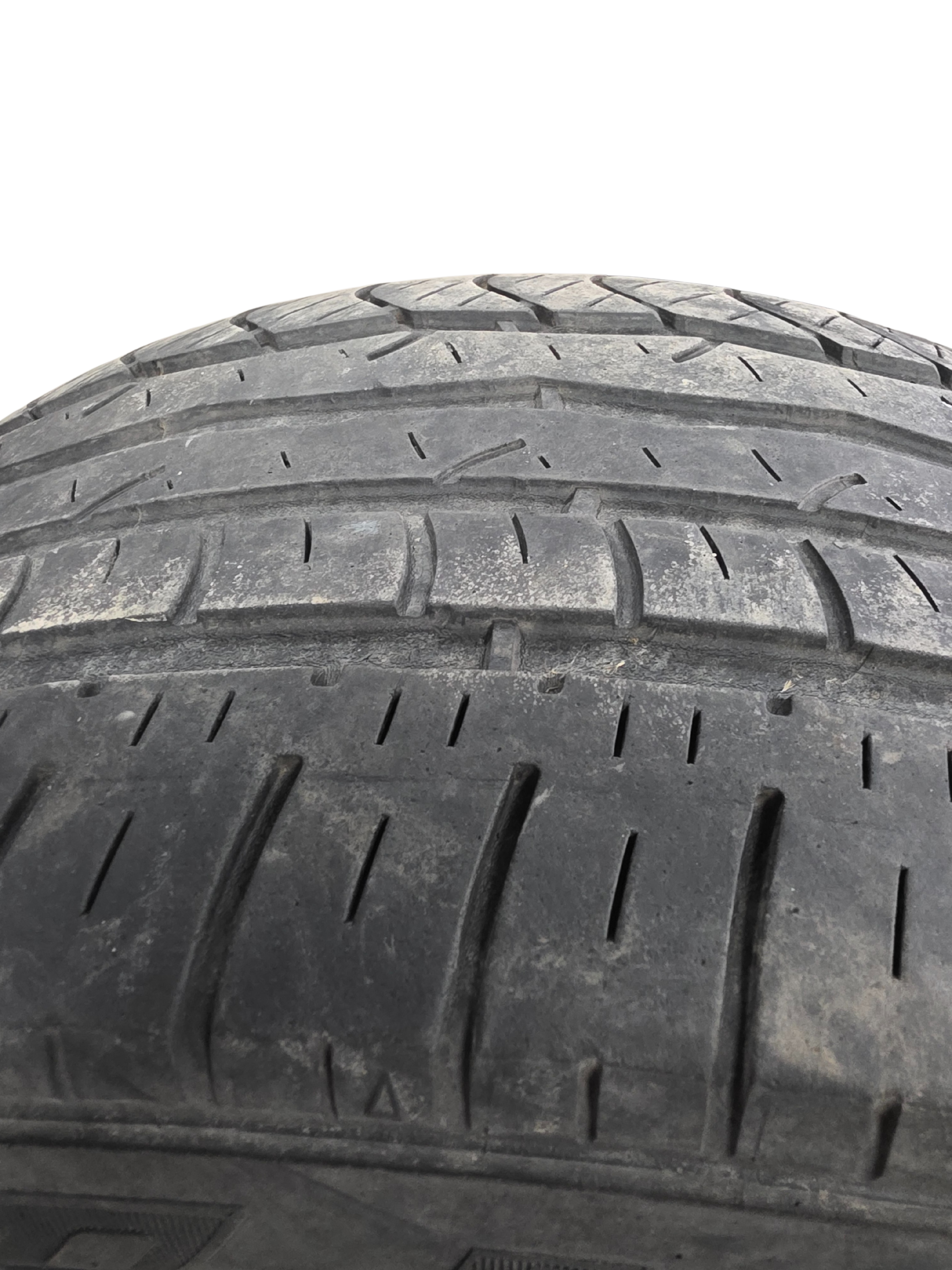 2055017 USED TIRE 3.5-5/32nds DOUGLAS PERFORMANCE