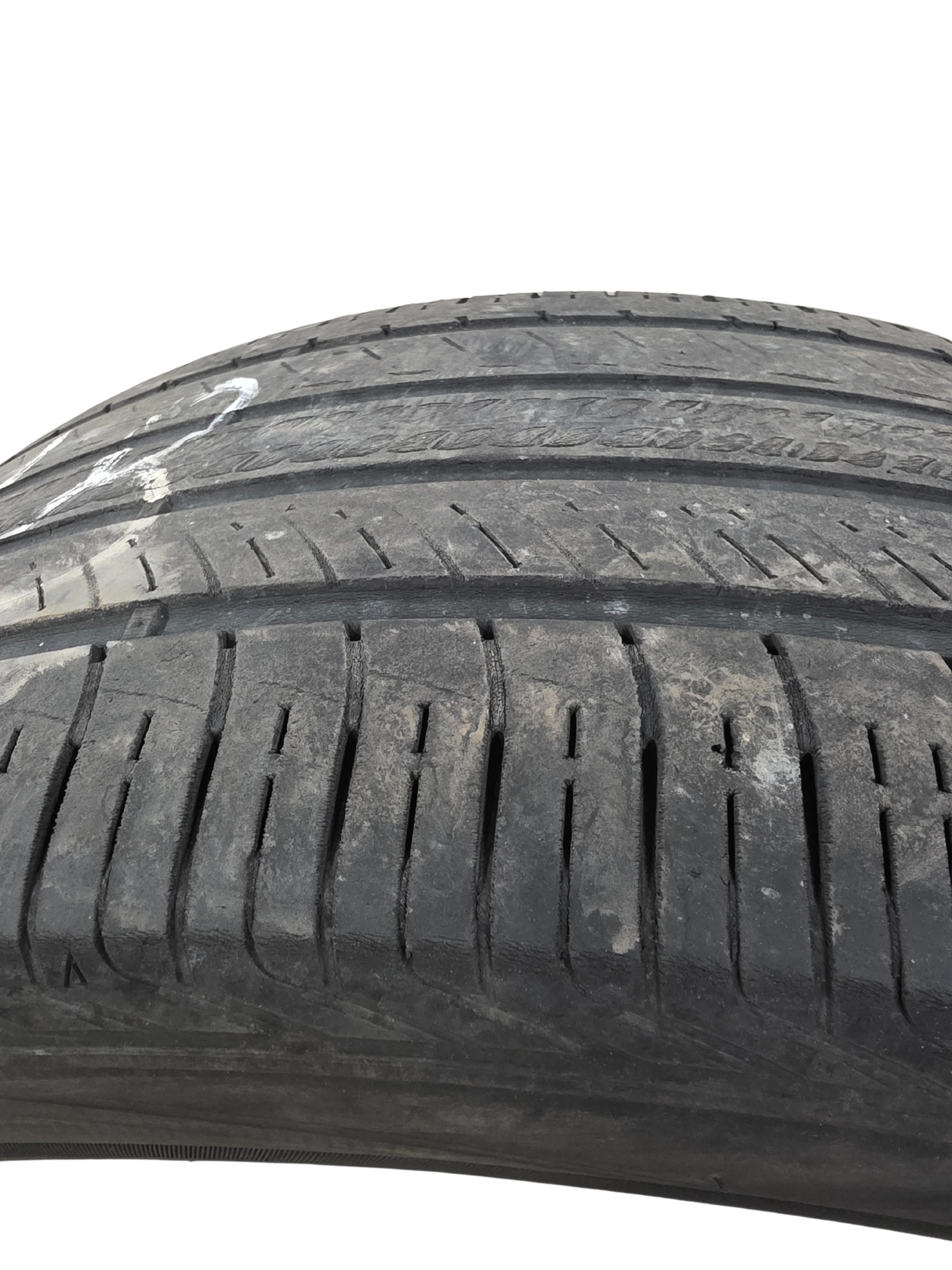 2356018 USED TIRE 2-2.5/32nds roller